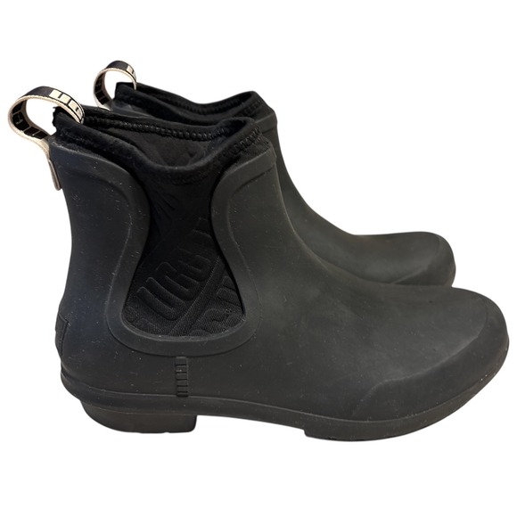 UGG Chevonne Black Rain Boots, Size 8, Sheepskin Footbed, Casual Outdoors - Picture 1 of 8